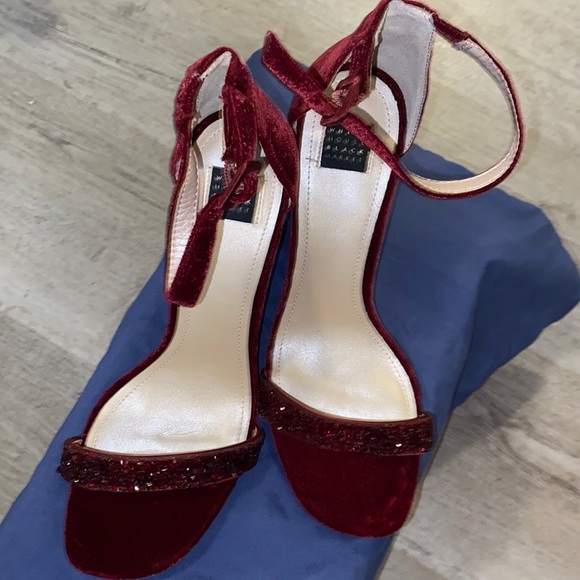 Burgundy Block heel shoes - Picture 1 of 3